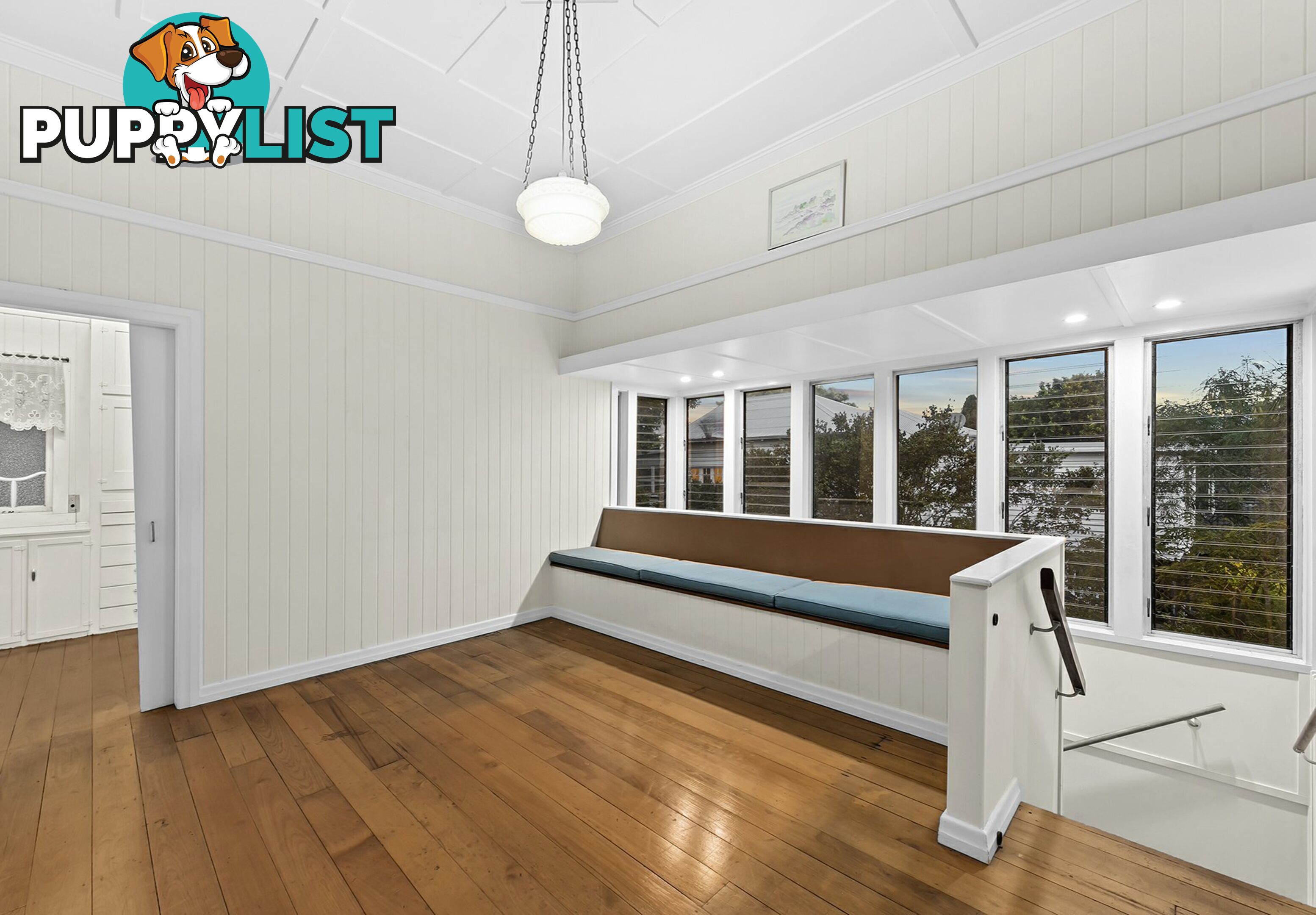 25 Mackie Street East MOOROOKA QLD 4105