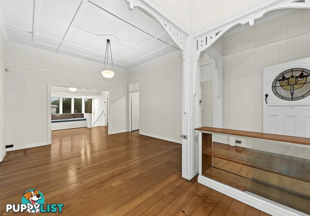 25 Mackie Street East MOOROOKA QLD 4105