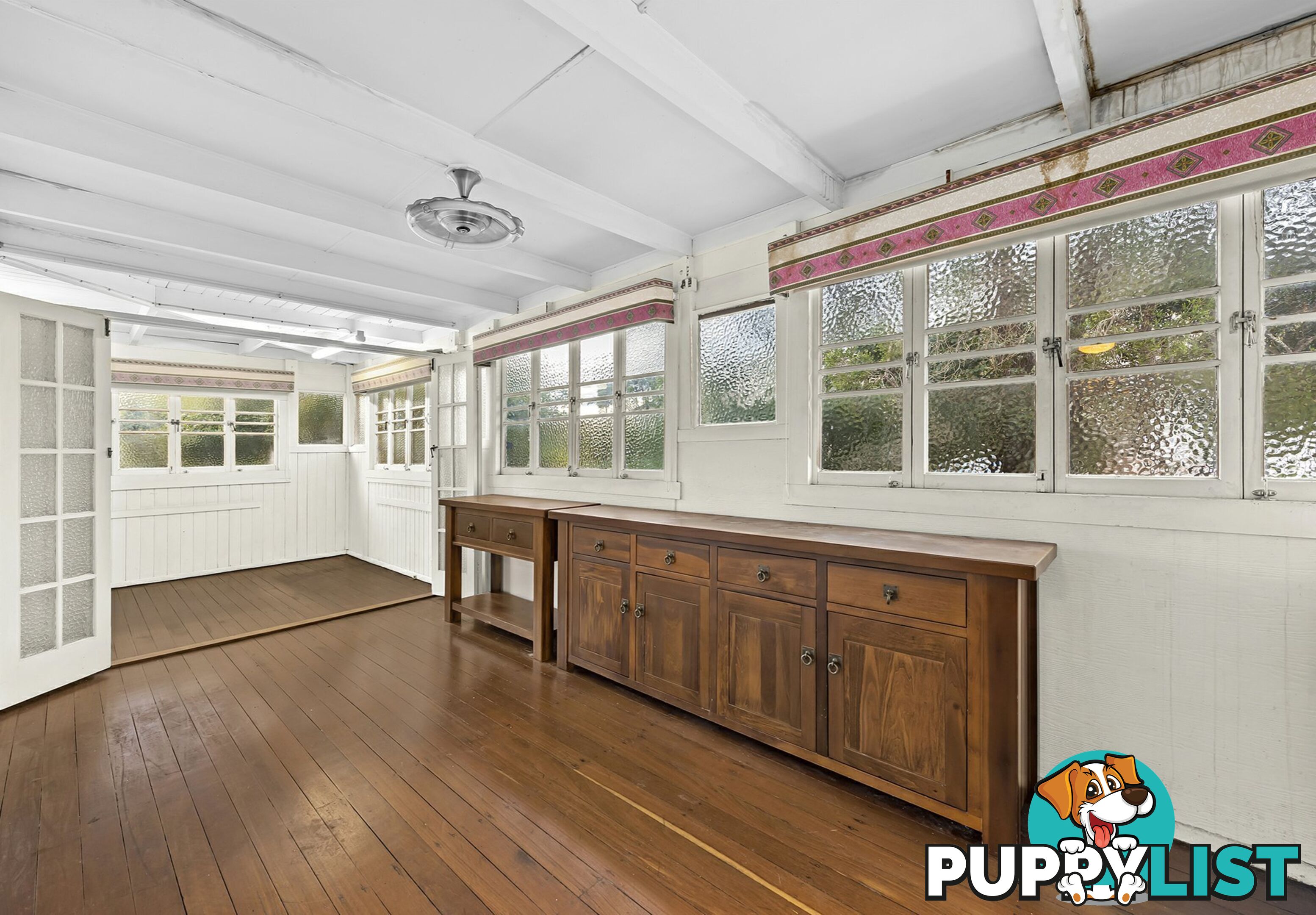 25 Mackie Street East MOOROOKA QLD 4105