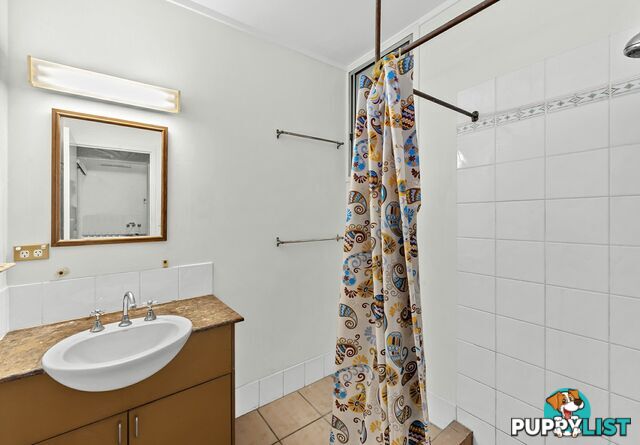 25 Mackie Street East MOOROOKA QLD 4105