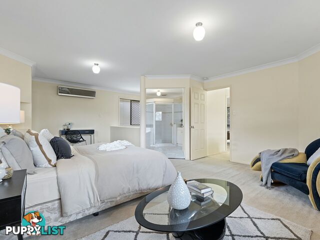 18 Maisie Place EIGHT MILE PLAINS QLD 4113
