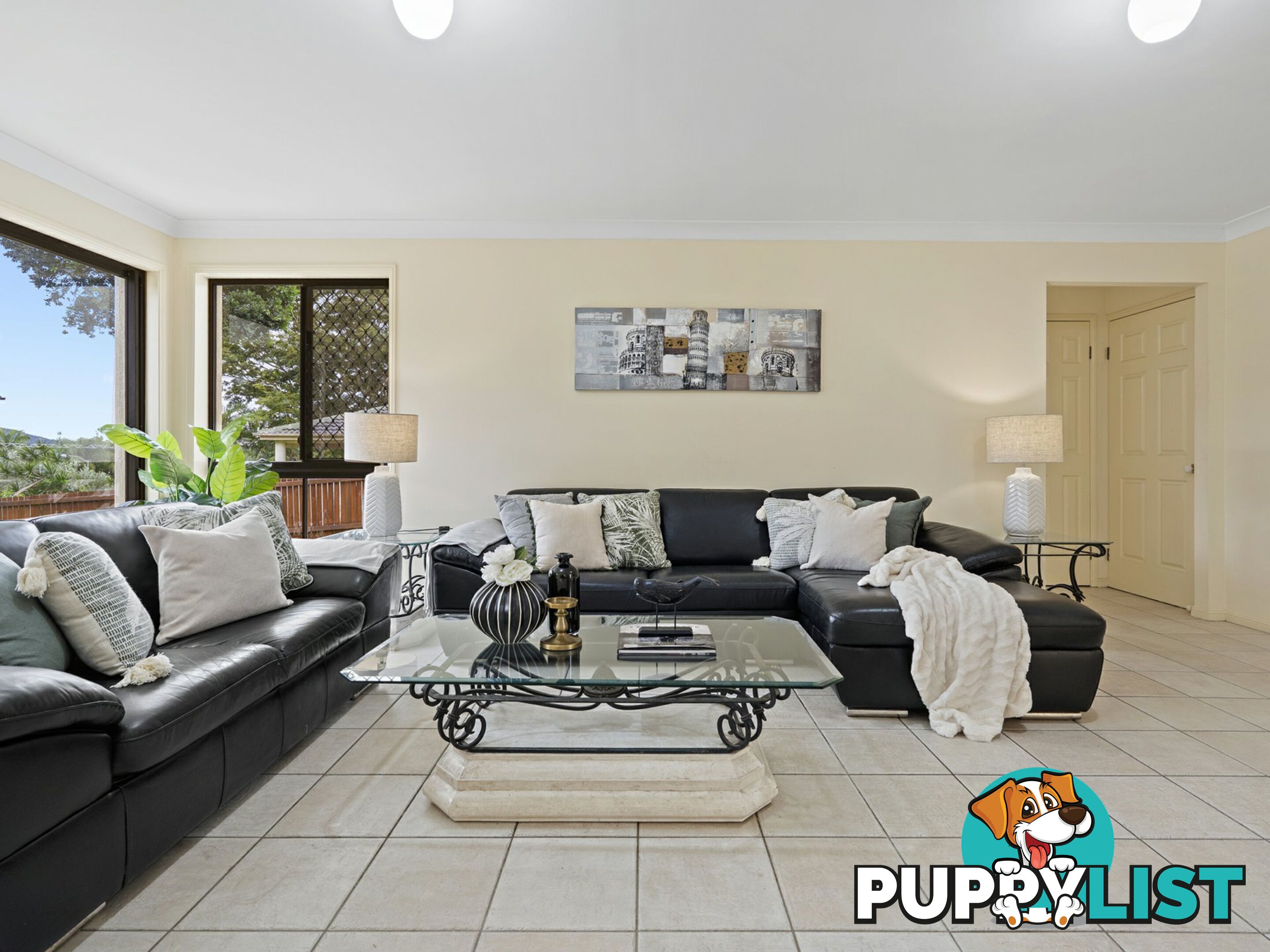 18 Maisie Place EIGHT MILE PLAINS QLD 4113