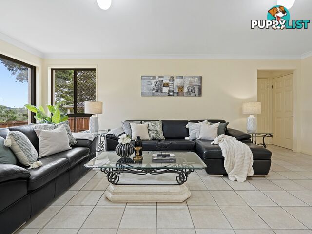 18 Maisie Place EIGHT MILE PLAINS QLD 4113