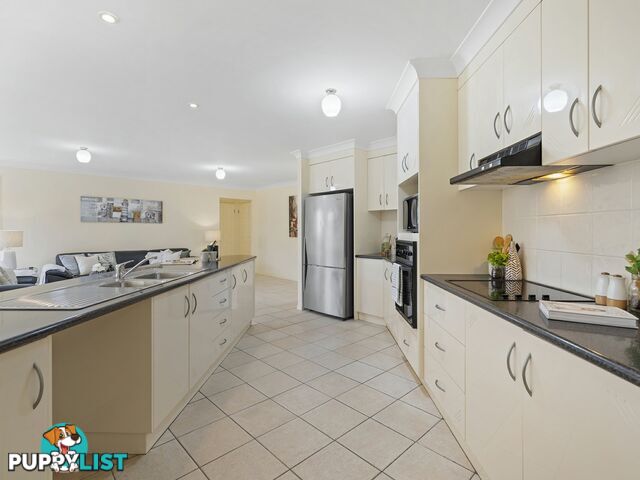18 Maisie Place EIGHT MILE PLAINS QLD 4113