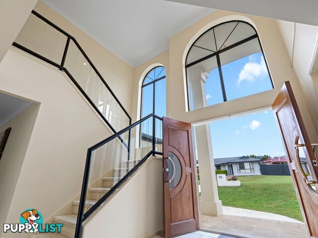 18 Maisie Place EIGHT MILE PLAINS QLD 4113