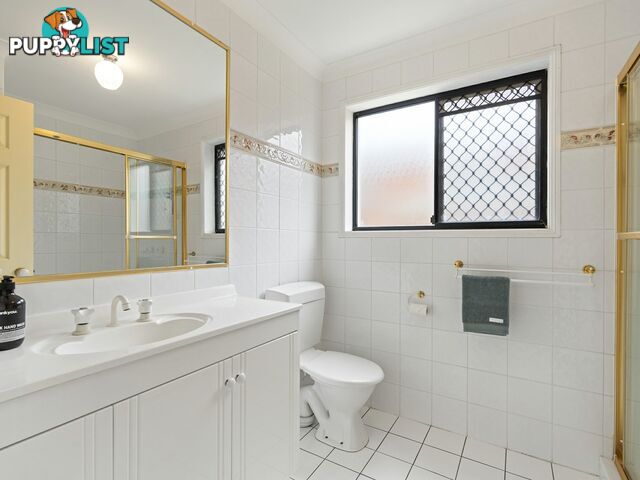 18 Maisie Place EIGHT MILE PLAINS QLD 4113