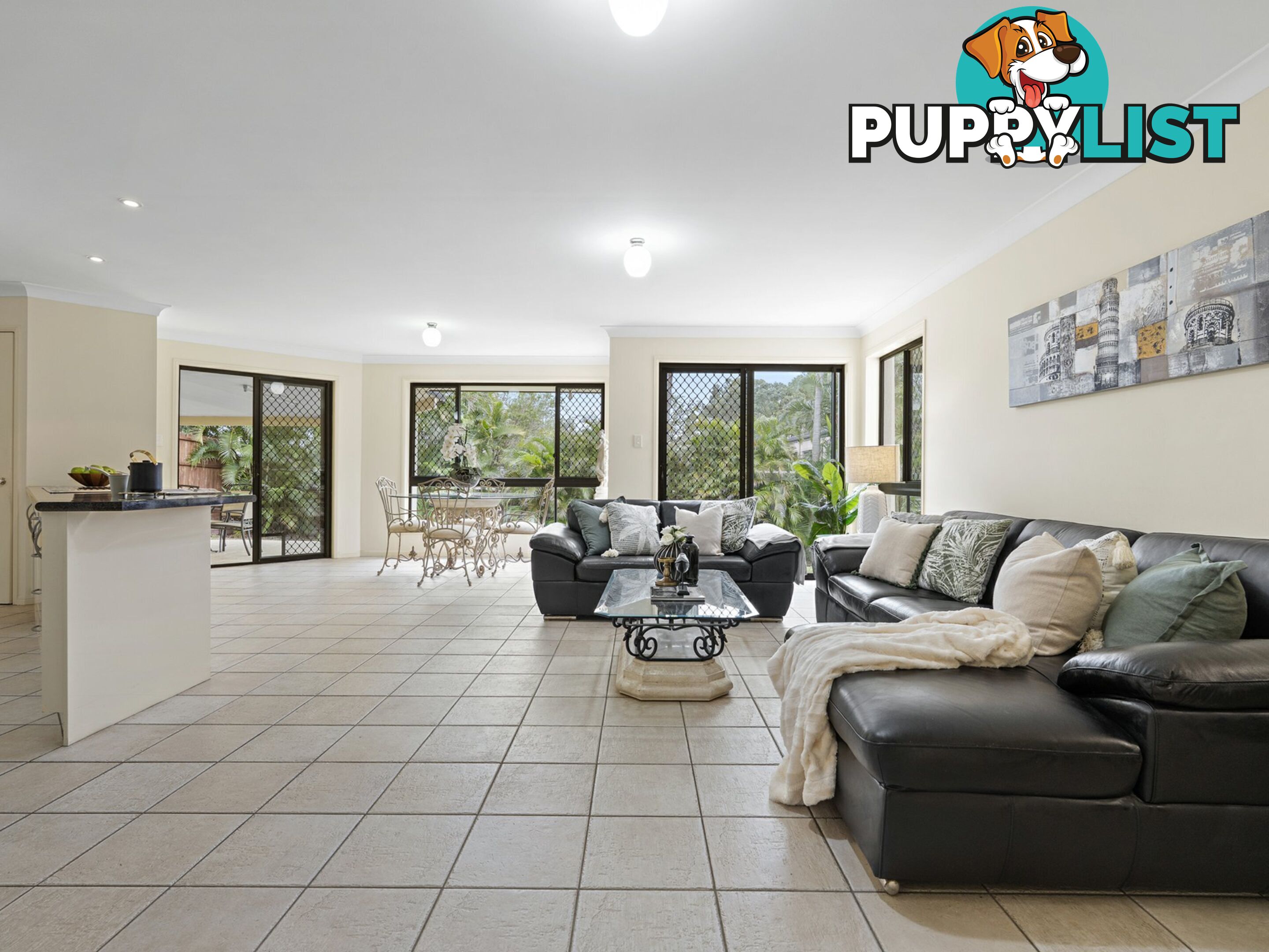 18 Maisie Place EIGHT MILE PLAINS QLD 4113