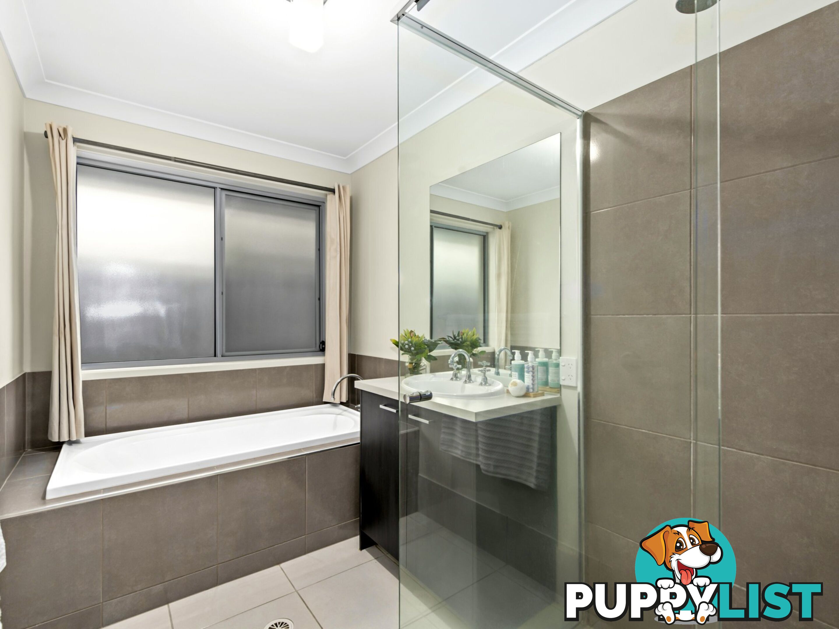 31 Obrist Place ROCHEDALE QLD 4123