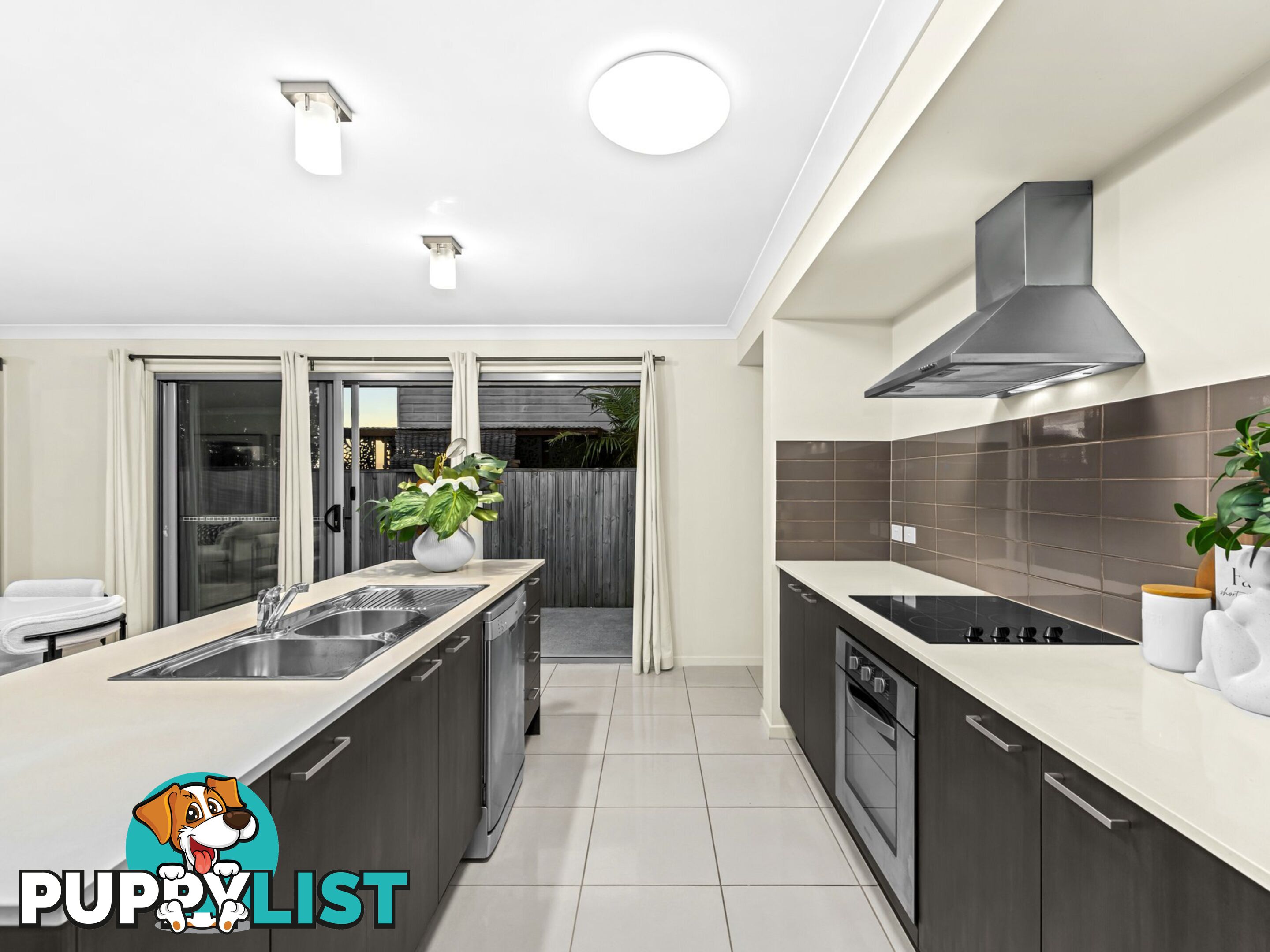 31 Obrist Place ROCHEDALE QLD 4123