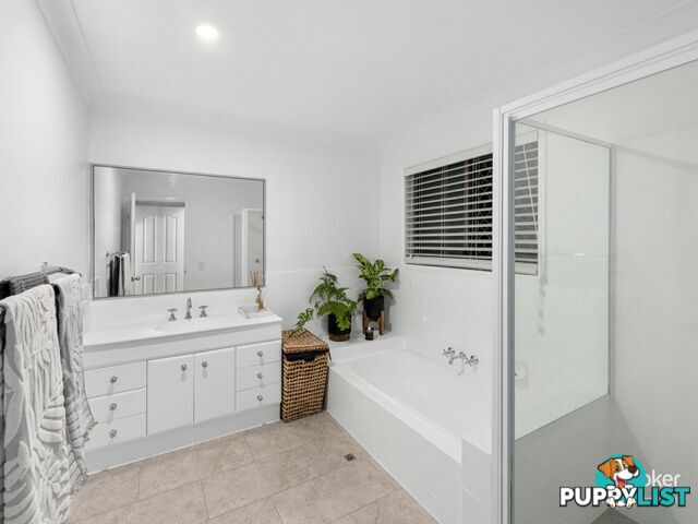 16 Magenta Place WISHART QLD 4122