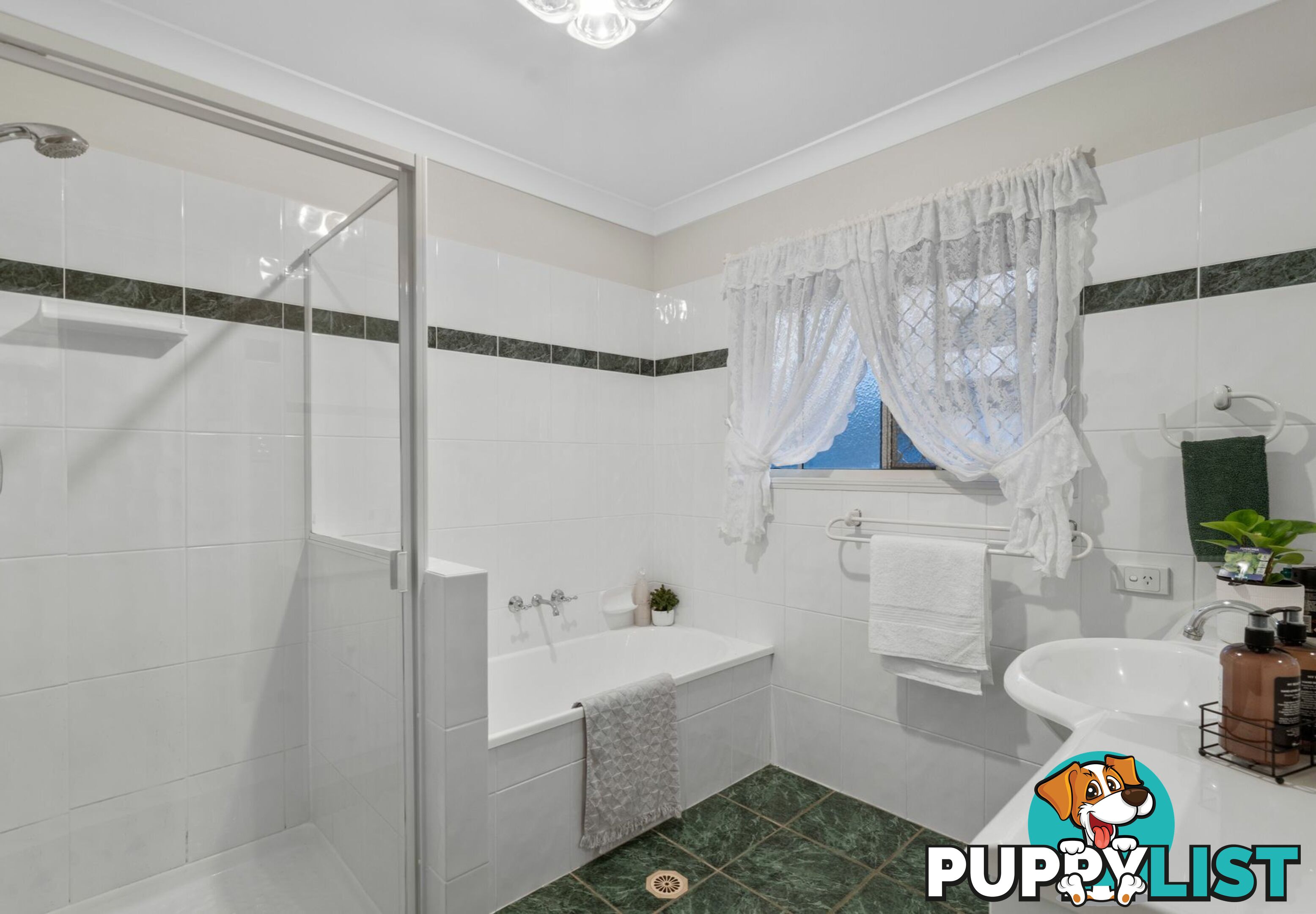 30 King Street KURABY QLD 4112