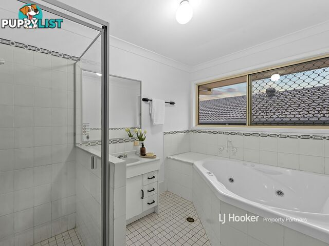 205 Ham Road WISHART QLD 4122