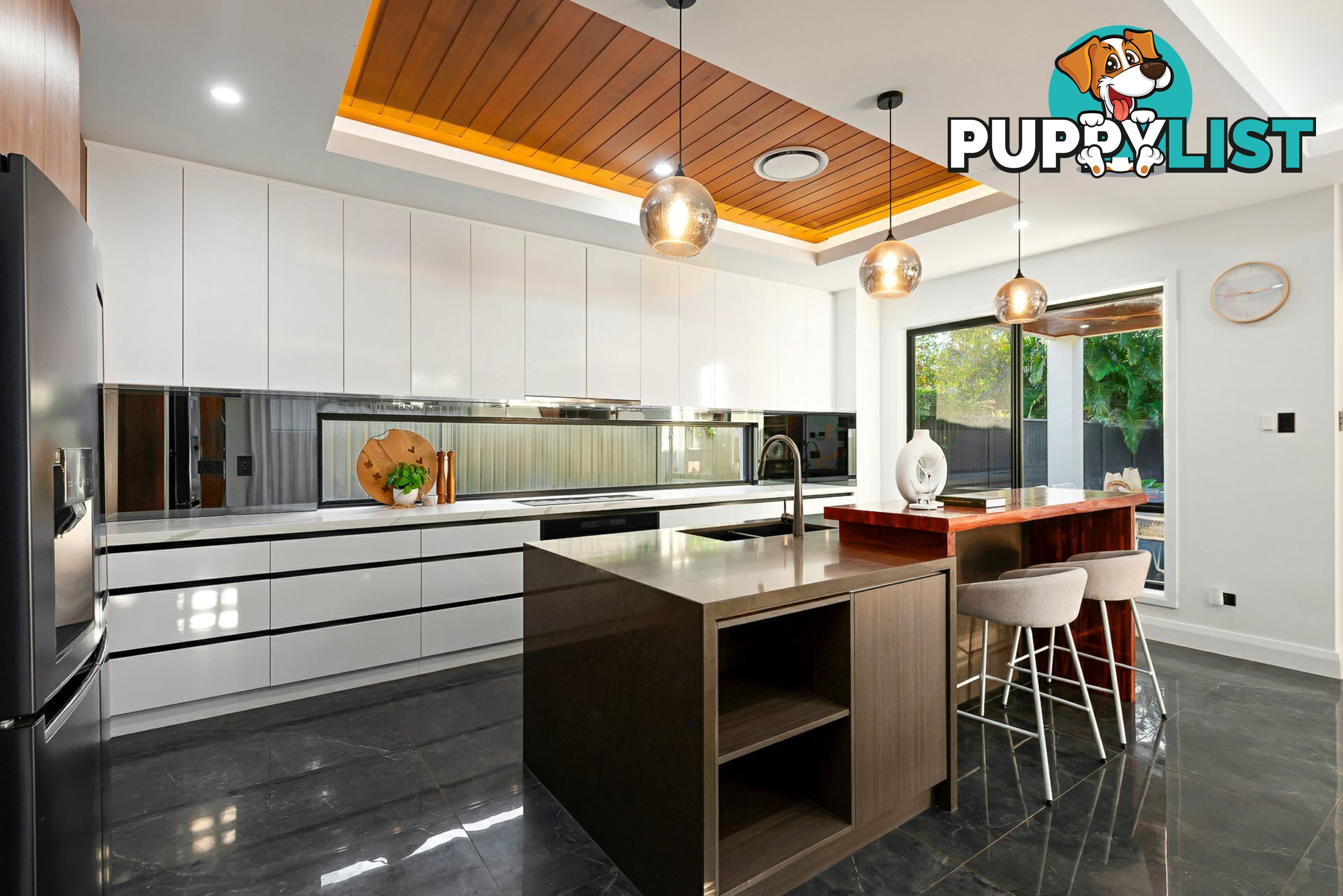 85 Park Avenue SUNNYBANK HILLS QLD 4109