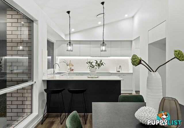 277-279 Andrew Road GREENBANK QLD 4124