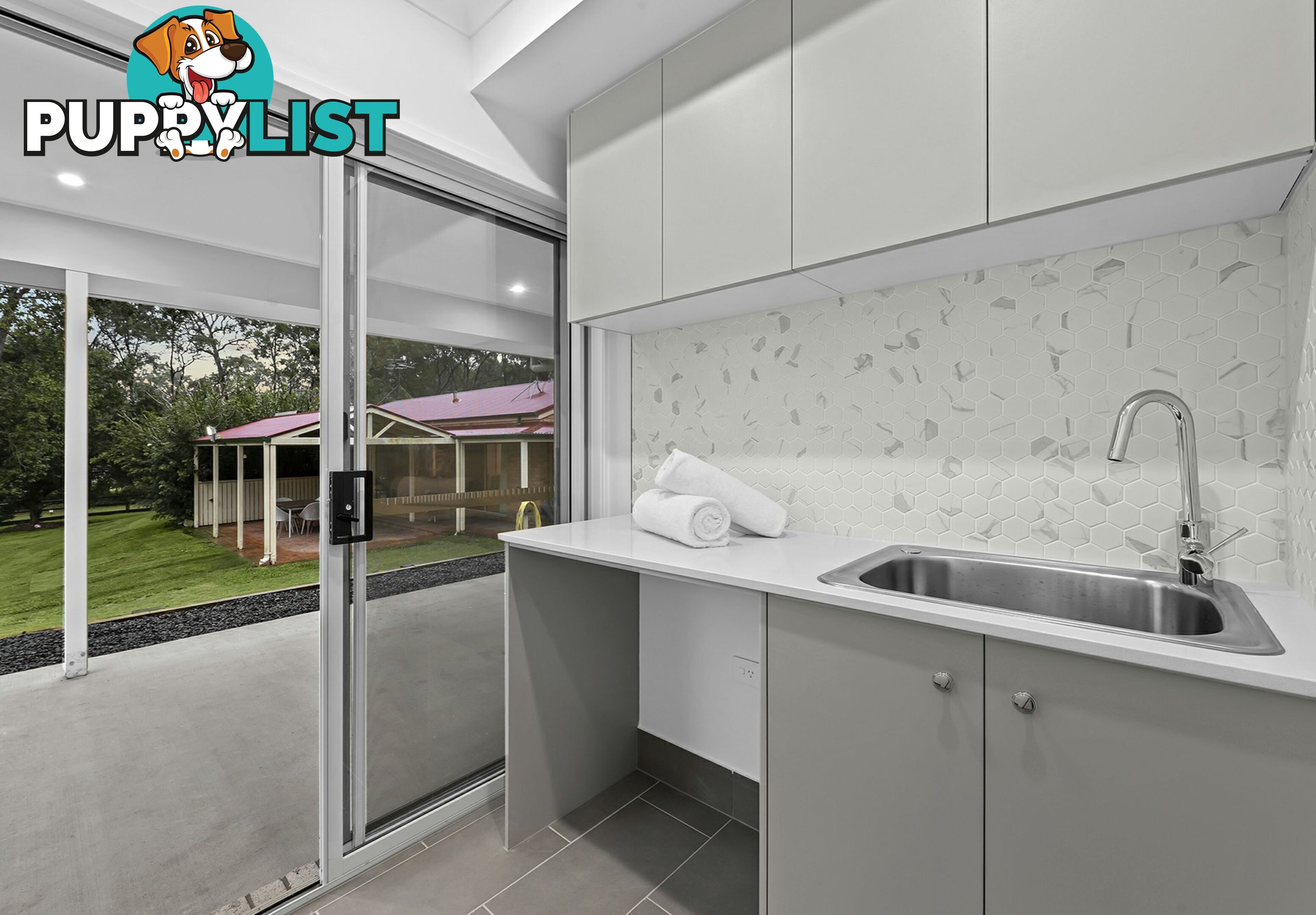 277-279 Andrew Road GREENBANK QLD 4124