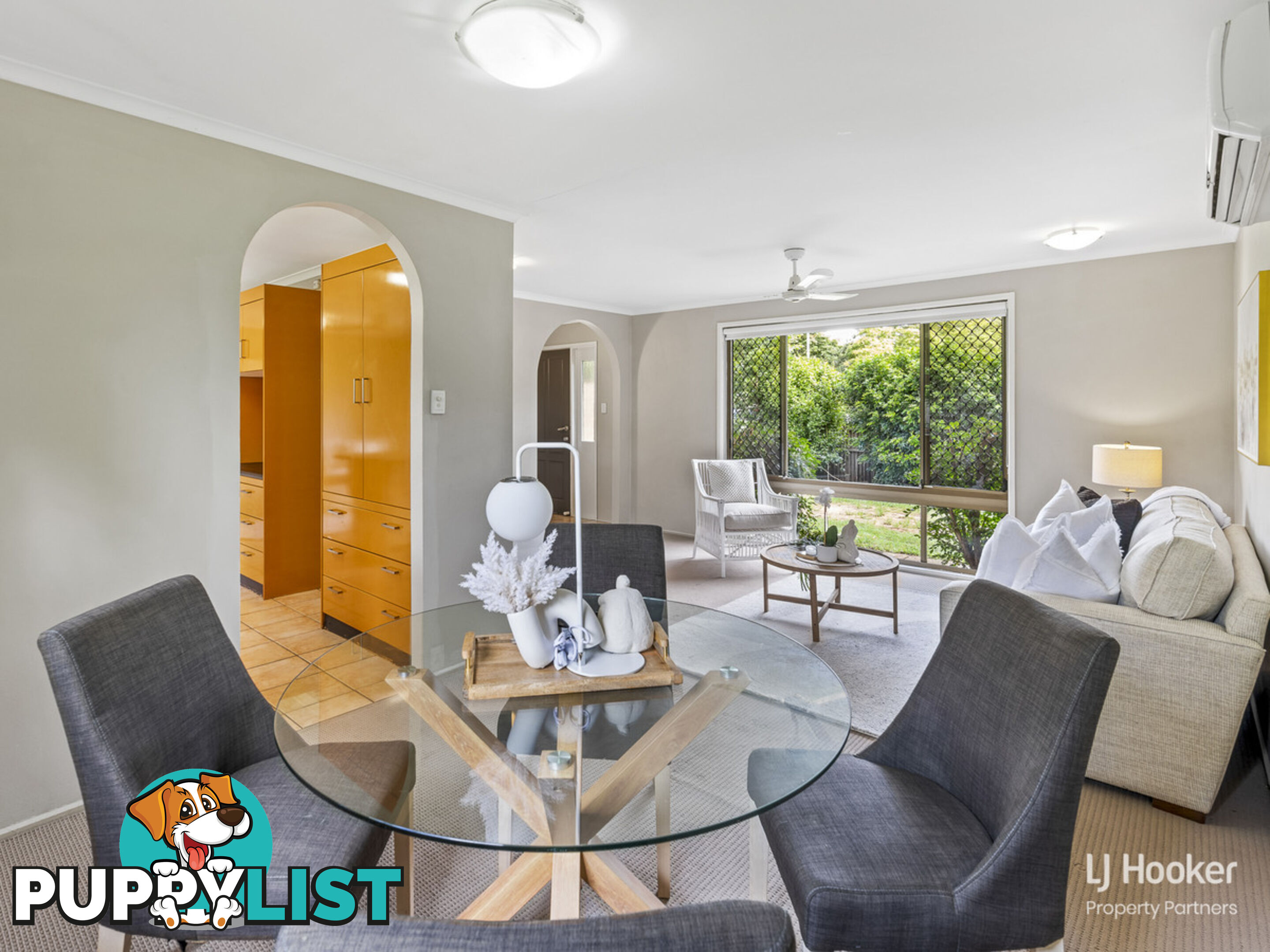 289 Warrigal Road EIGHT MILE PLAINS QLD 4113