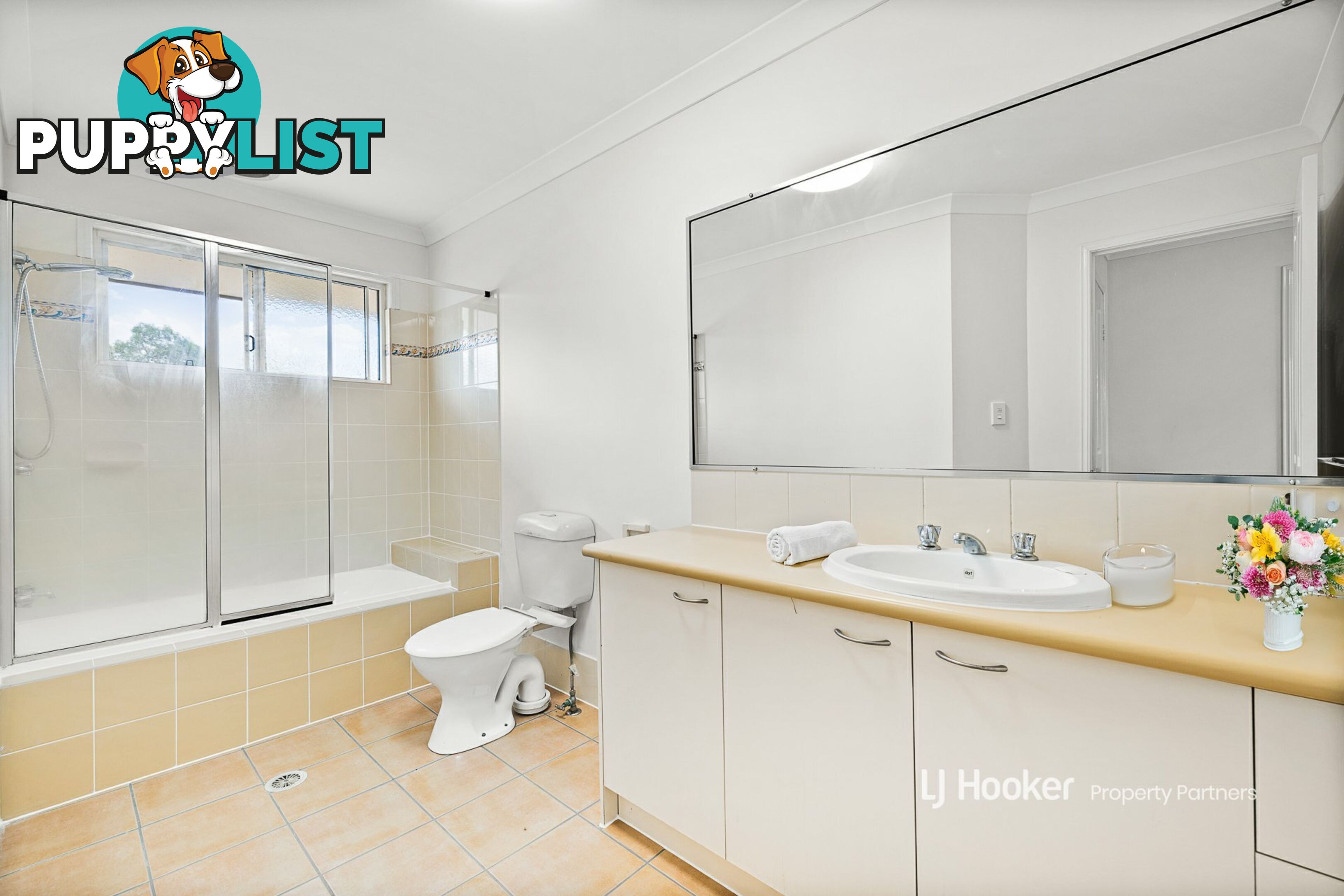 28/8 Honeysuckle Way CALAMVALE QLD 4116