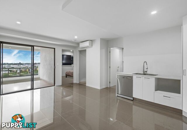 1748/1-5 Cremin Street UPPER MOUNT GRAVATT QLD 4122