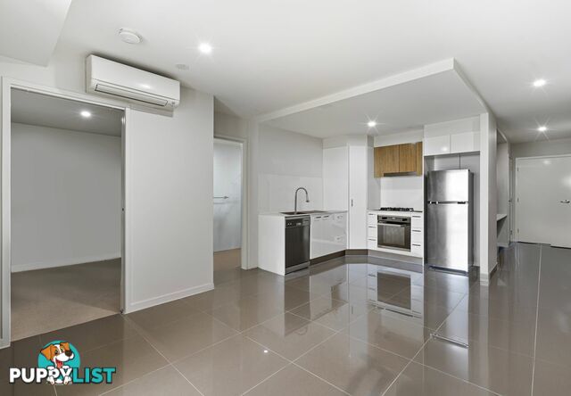 1748/1-5 Cremin Street UPPER MOUNT GRAVATT QLD 4122