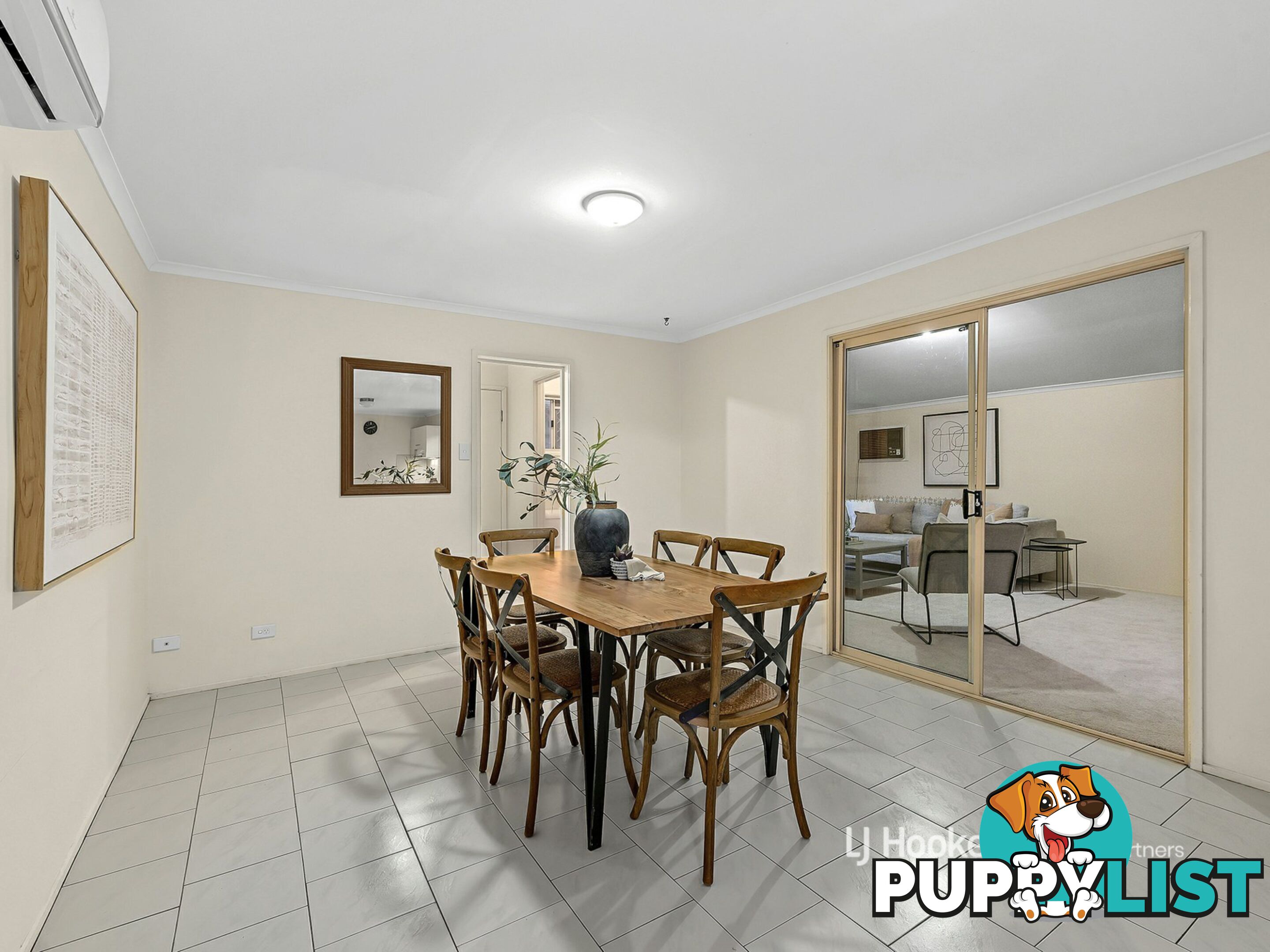 18 Mindona Street WISHART QLD 4122