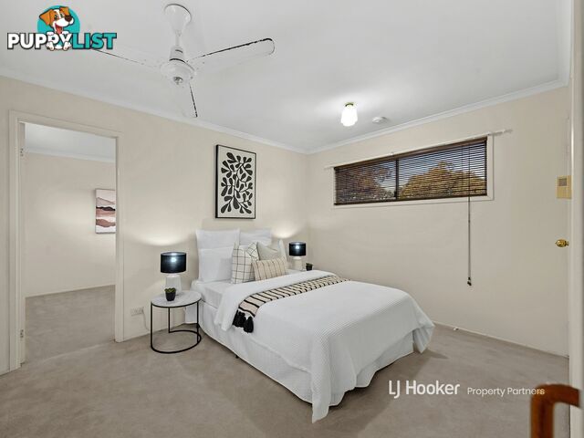 18 Mindona Street WISHART QLD 4122