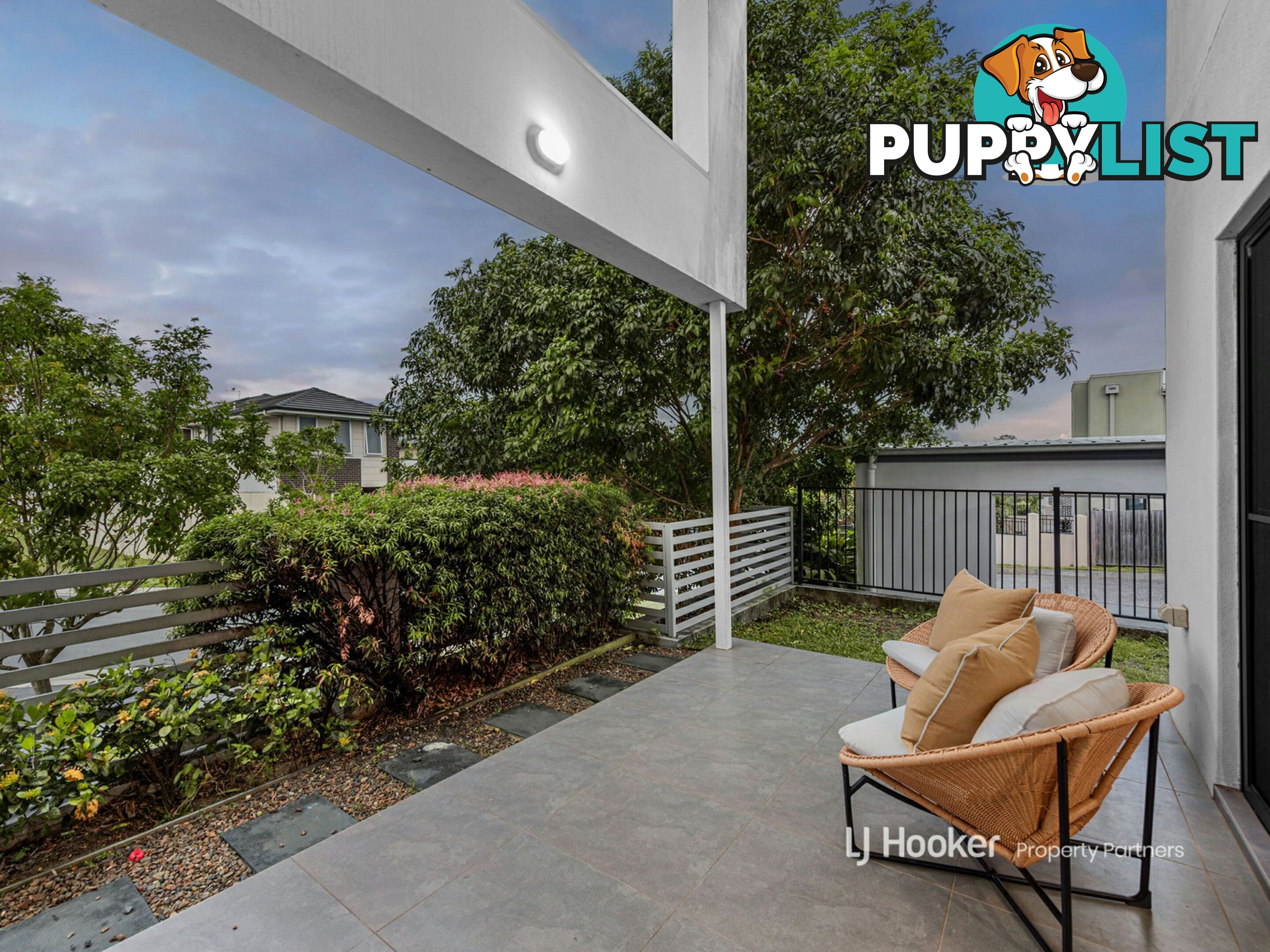 36 Cockatoo Place ROCHEDALE QLD 4123