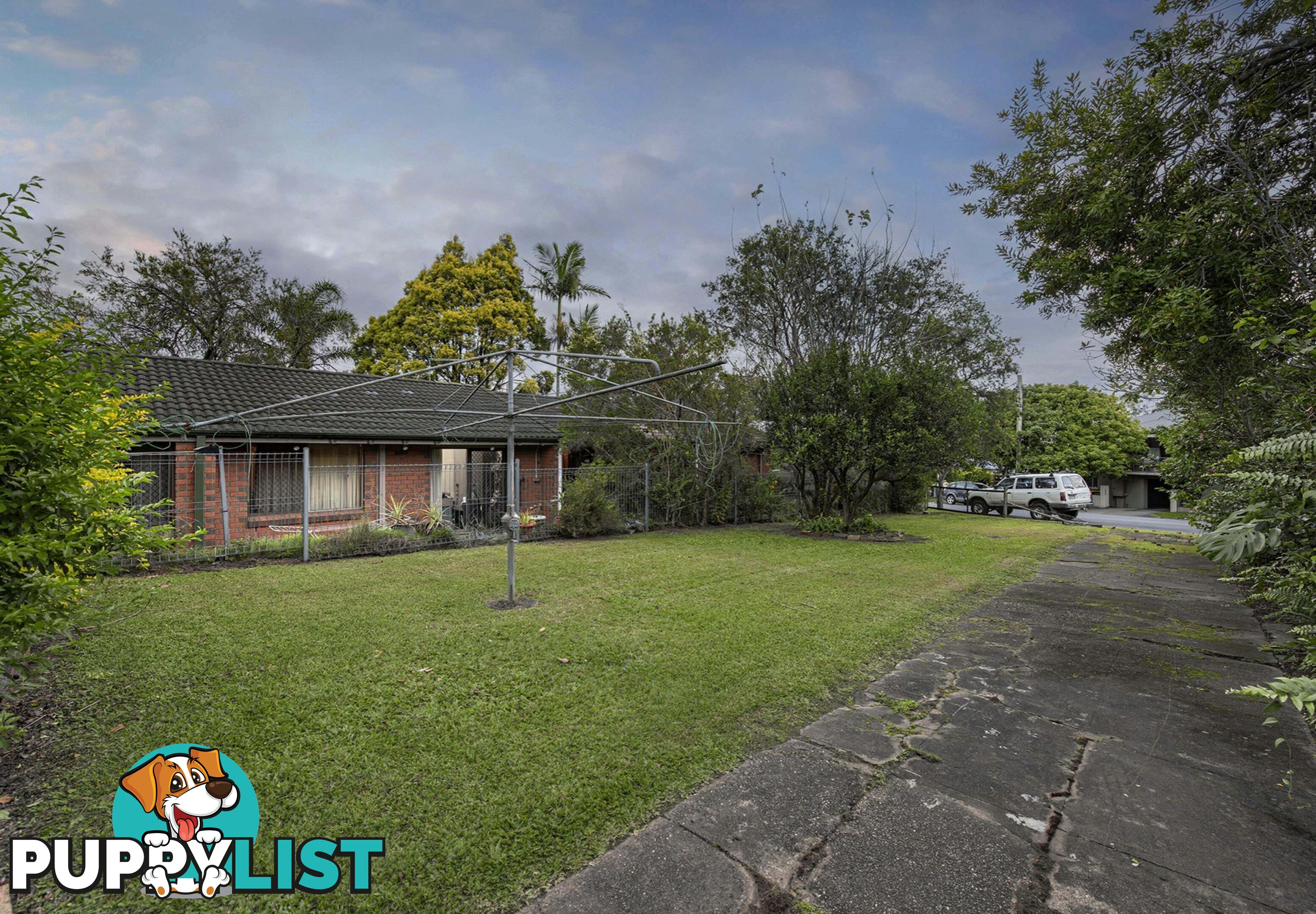 31 Mackie Street East MOOROOKA QLD 4105