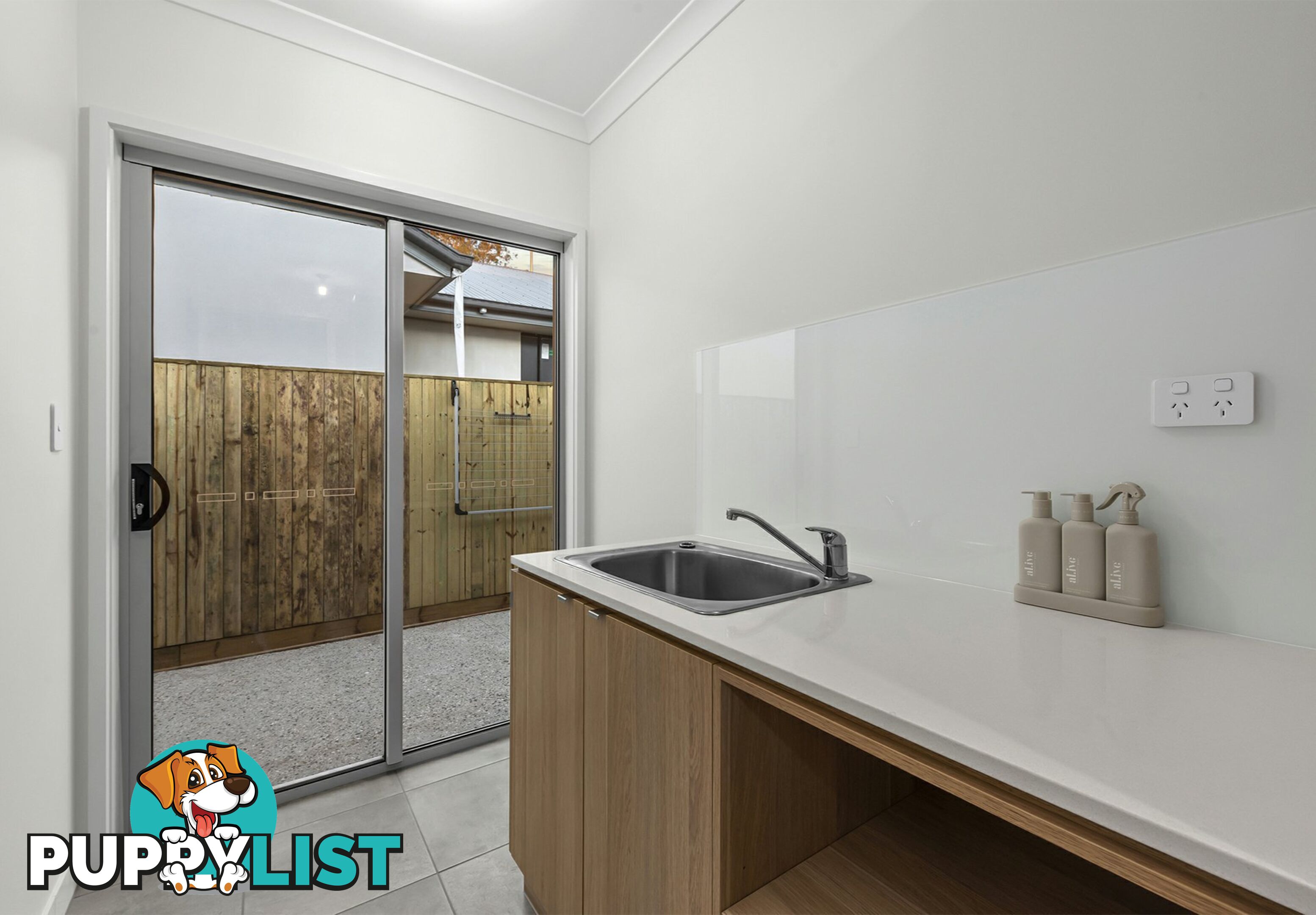 4 Ferris Avenue PARK RIDGE QLD 4125