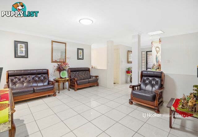 13 Treeline Place DURACK QLD 4077