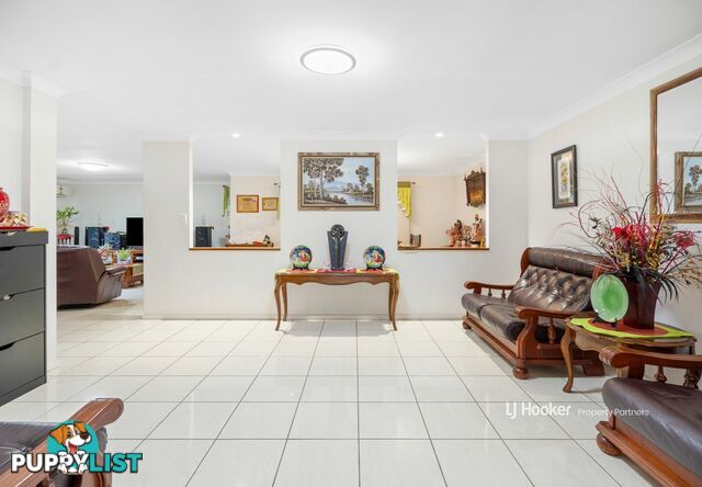 13 Treeline Place DURACK QLD 4077