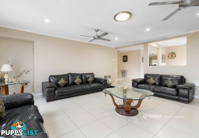 7 Oakview Street PARKINSON QLD 4115