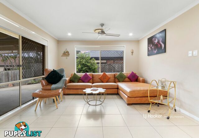 7 Oakview Street PARKINSON QLD 4115