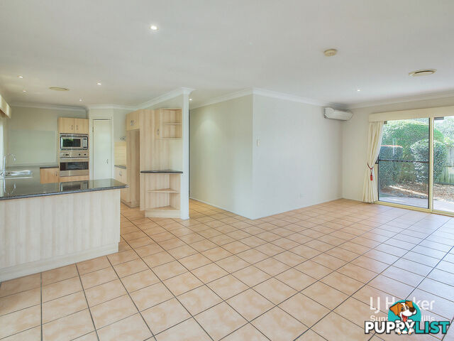 6 St John Close PARKINSON QLD 4115