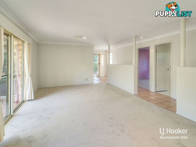 6 St John Close PARKINSON QLD 4115