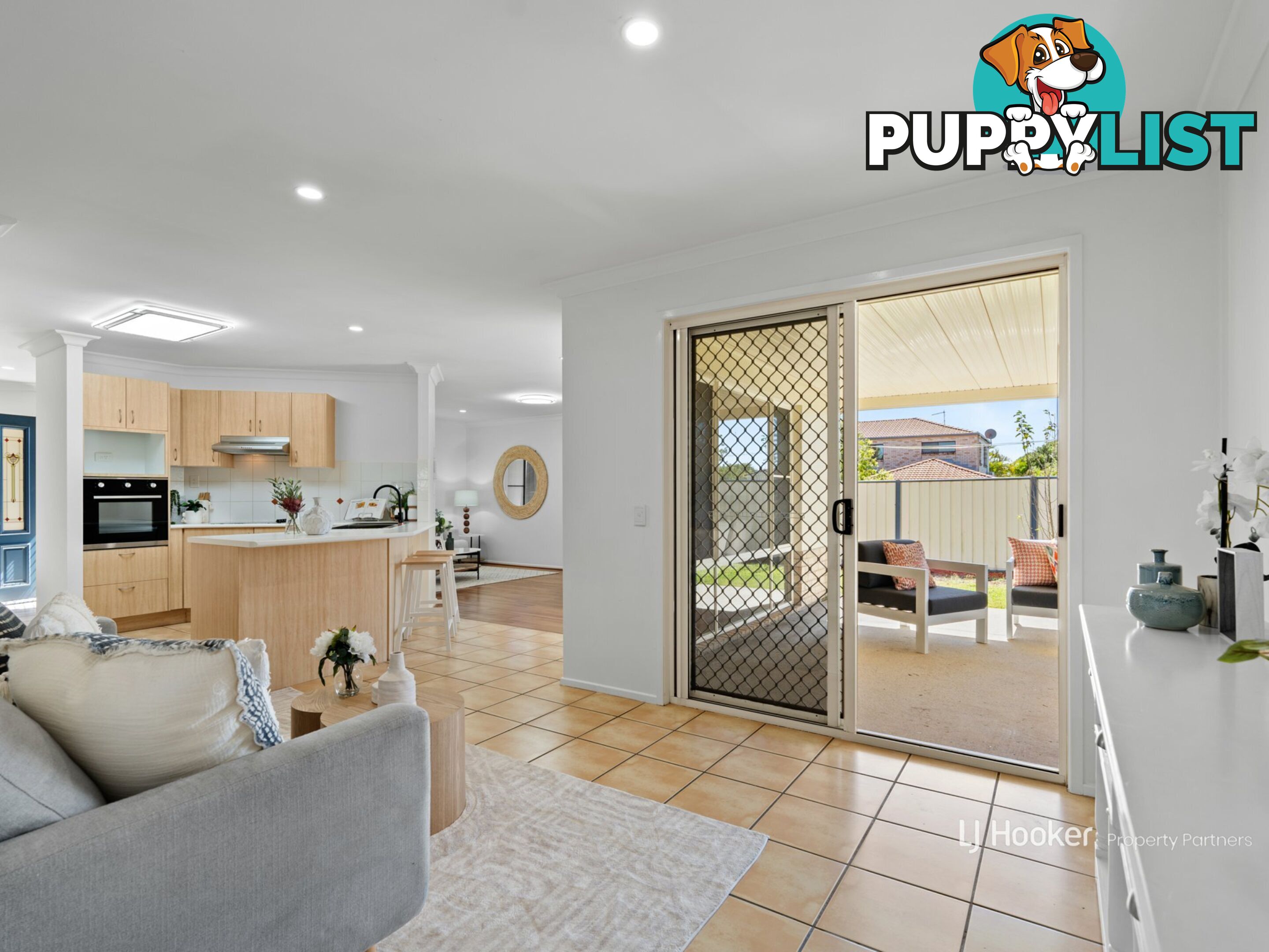 9 Flinders Esplanade PARKINSON QLD 4115