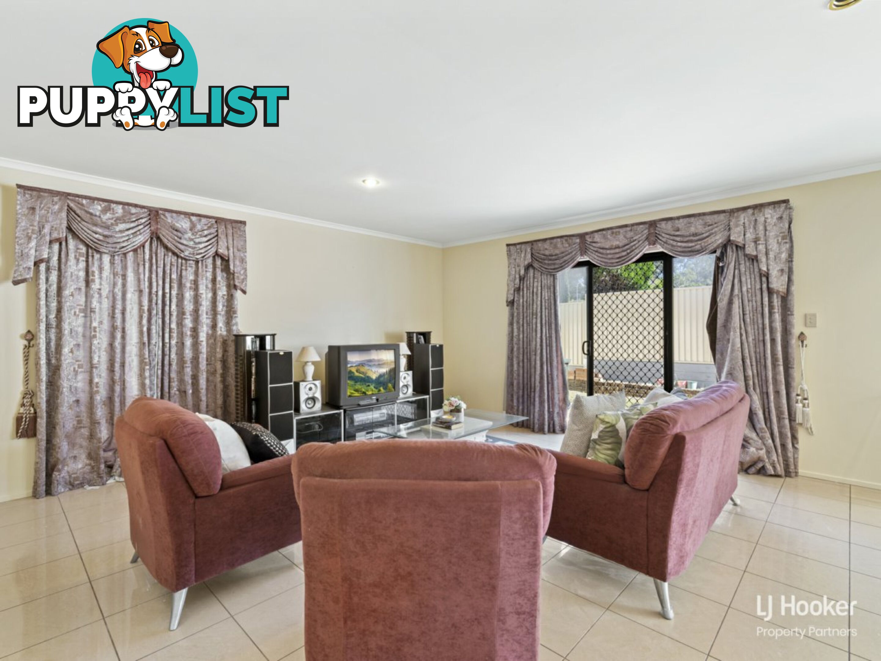 128 Bordeaux Street EIGHT MILE PLAINS QLD 4113