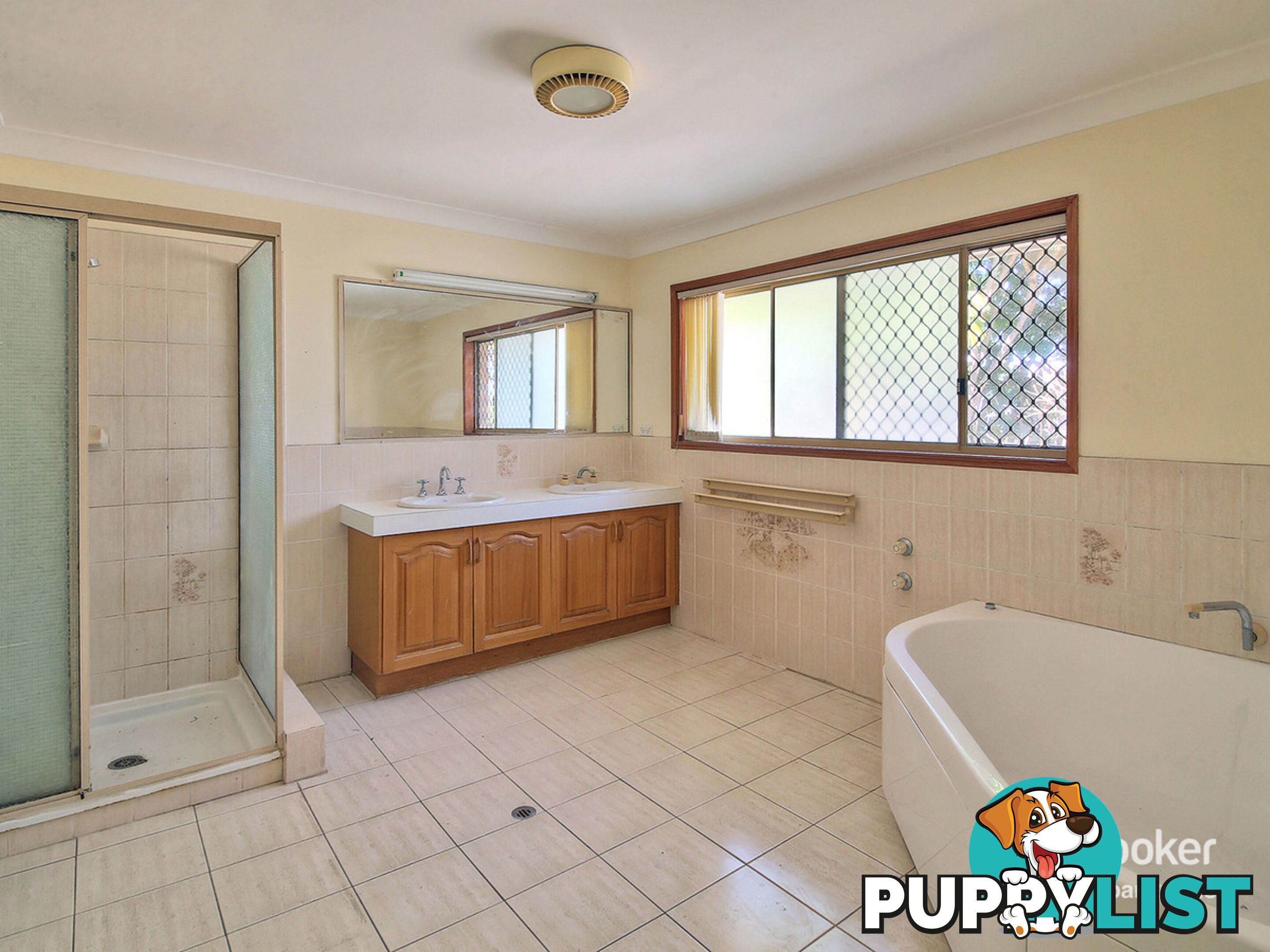 46 Lamona Circuit SUNNYBANK HILLS QLD 4109