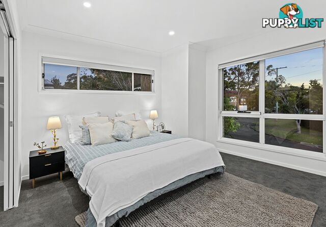 10 Mulgowie Street SUNNYBANK QLD 4109