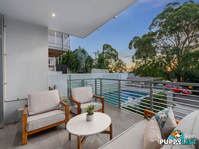 37 Derby Street HIGHGATE HILL QLD 4101