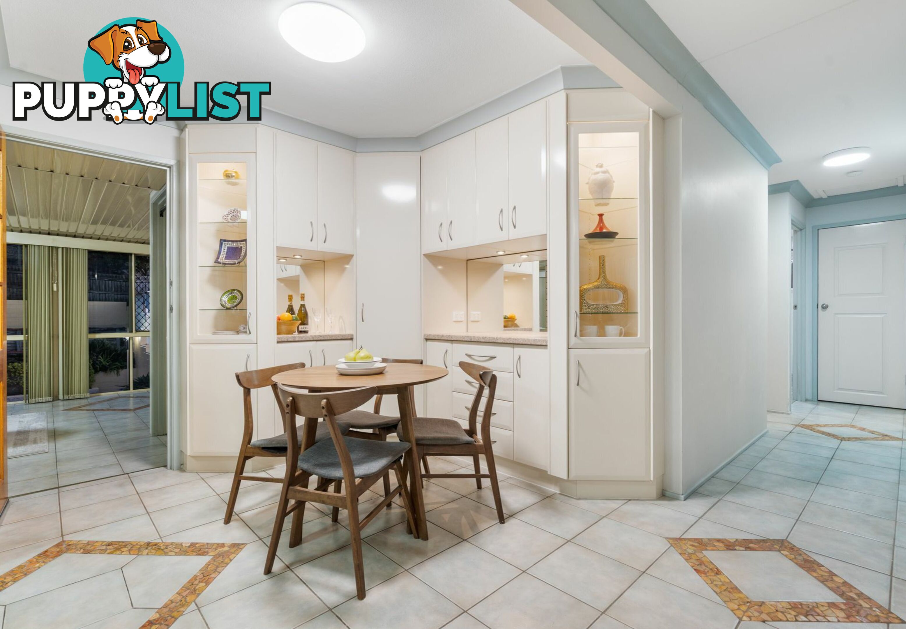 19 Jacqueline Avenue SPRINGWOOD QLD 4127