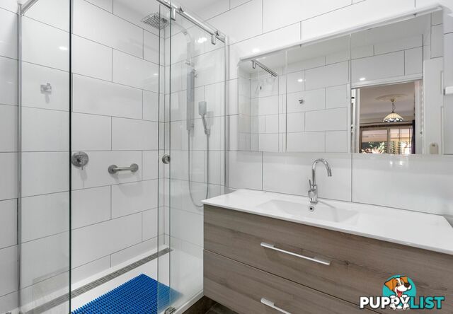 33 & 35 Dixon Street SUNNYBANK QLD 4109