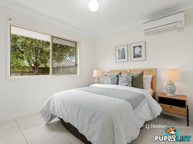 7 Carabbean Close WYNNUM WEST QLD 4178