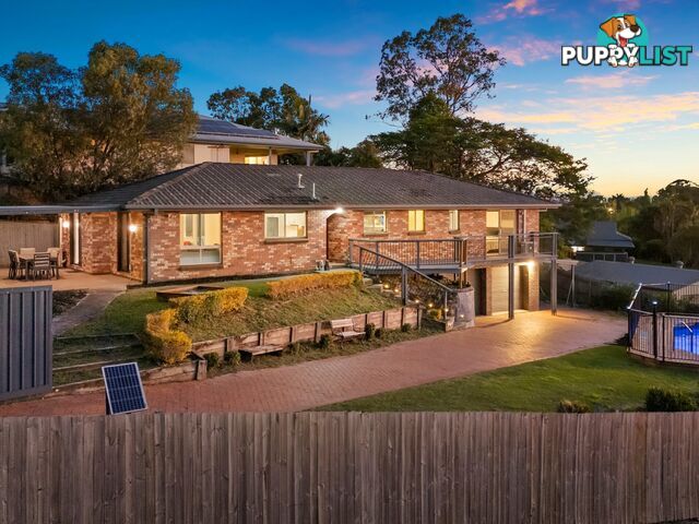 31 Wantana Crescent EDENS LANDING QLD 4207