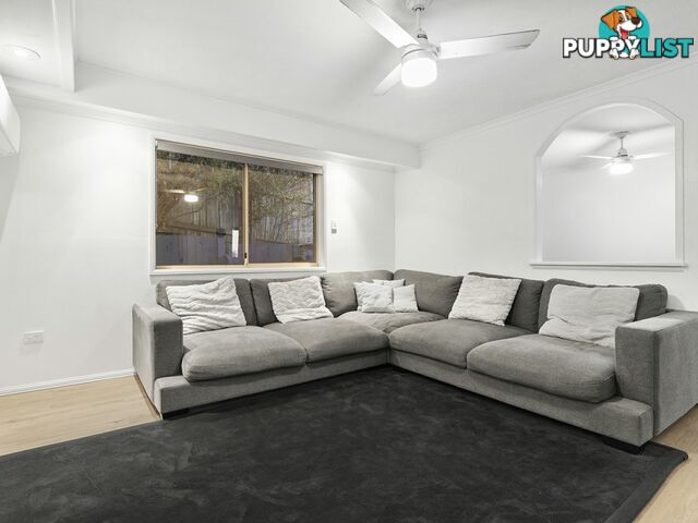 31 Wantana Crescent EDENS LANDING QLD 4207