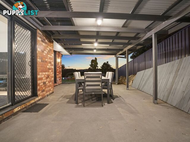31 Wantana Crescent EDENS LANDING QLD 4207