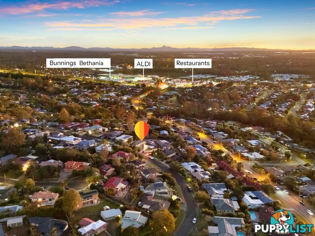 31 Wantana Crescent EDENS LANDING QLD 4207