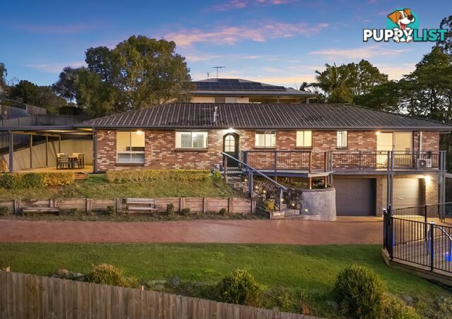 31 Wantana Crescent EDENS LANDING QLD 4207