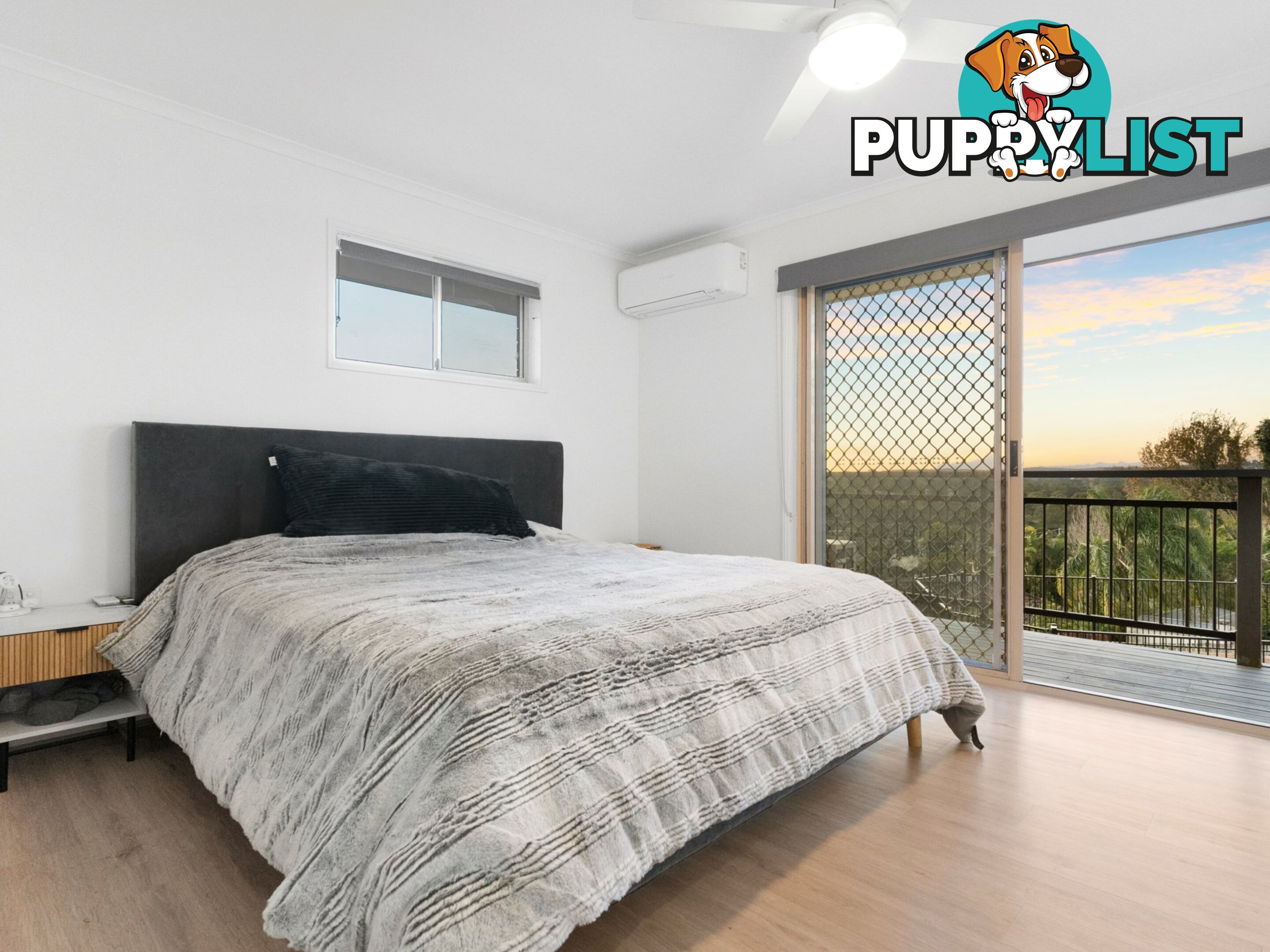 31 Wantana Crescent EDENS LANDING QLD 4207