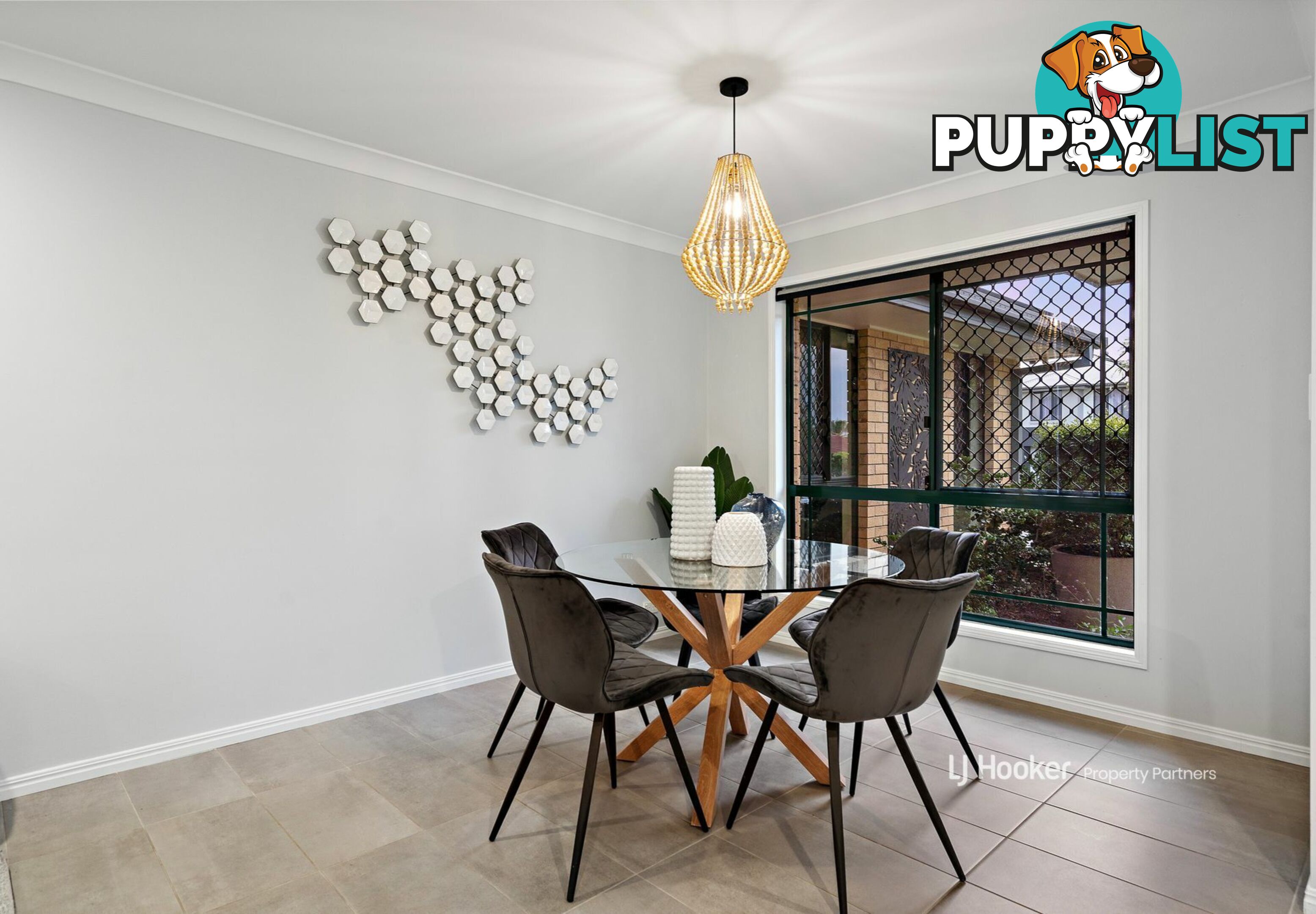 18 Byrony Place PARKINSON QLD 4115