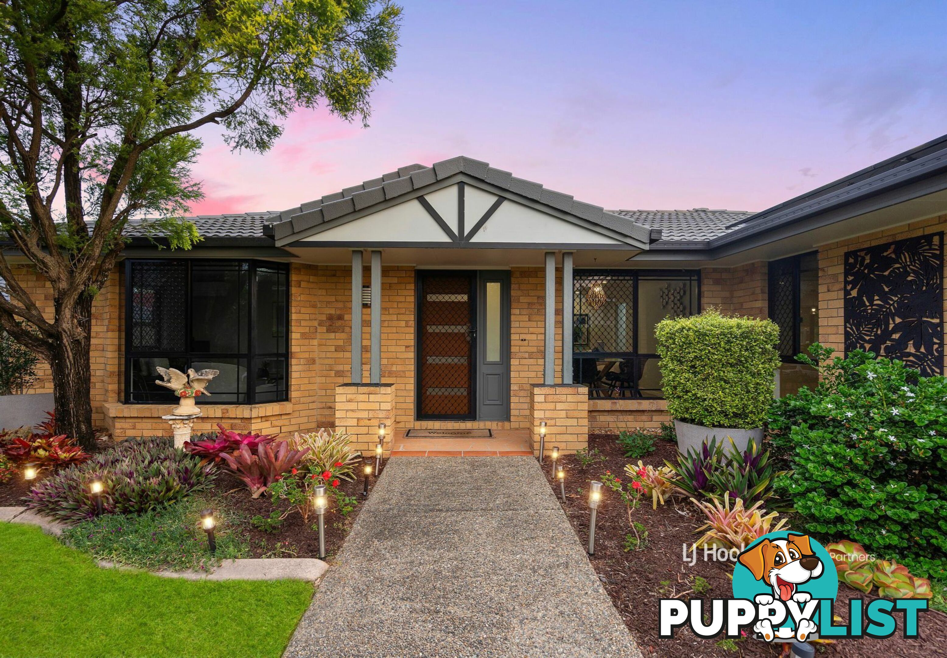 18 Byrony Place PARKINSON QLD 4115